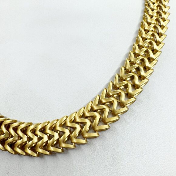 Monet Vintage Gold Tone Tank Tracks Collar Choker Necklace 16” Signed Moghul - Picture 3 of 10